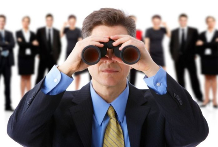 Няня для панд, таролог и туалетный гид — каких необычных специалистов ищут работодатели в Казахстане и в мире