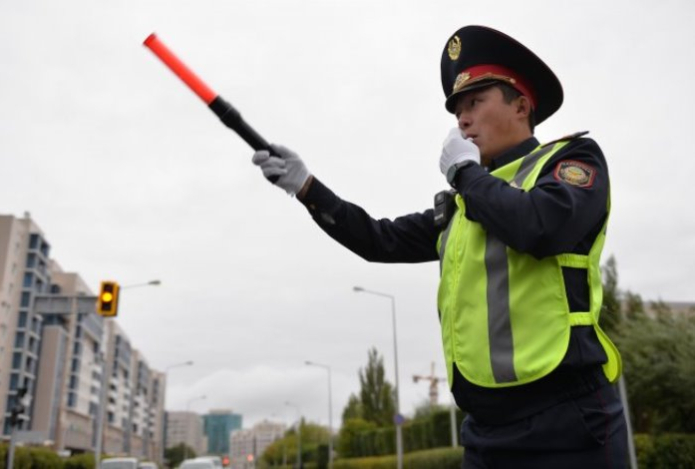 Новые штрафы для казахстанских водителей с 13 марта