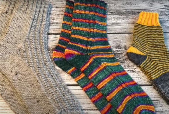 Почему нельзя выбрасывать старые и дырявые носки