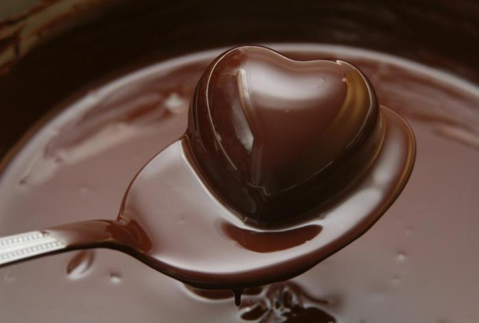 Память будет как в юности. Шоколад помогает сохранить ясность ума — теперь старость точно не страшна