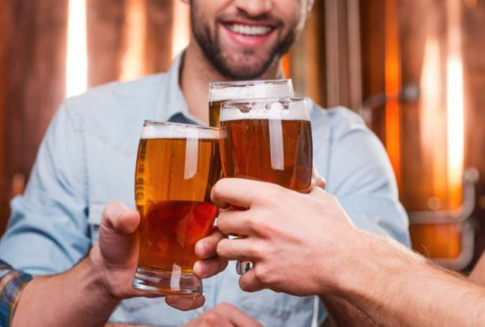 Чем закусывать пиво и как правильно его пить — сколько и как часто
