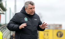 Сухой разгром принес победу казахстанскому тренеру