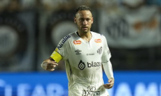 Неймар получил новую травму и покинул поле в слезах. Видео