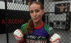 Первая казахстанка в UFC озвучила новые цели в карьере