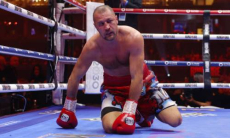 Боксер из Казахстана отправил Сергея Ковалева в больницу