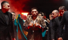 «Нокаутировал на „раз-два“». Жанибек Алимханулы восхитил известного боксёра