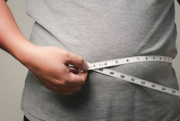 Врач назвала опасную для здоровья мужчин окружность талии