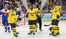 Хозяева устроили разгром на чемпионате мира по хоккею с участием Казахстана