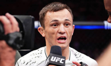 UFC «лишил» казахстанца повышения после нокаута за минуту