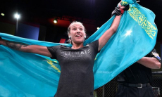 Экс-боец UFC из Казахстана подерется в топовой лиге на голых кулаках