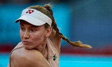 Елена Рыбакина вырвала победу и вышла в финал престижного турнира