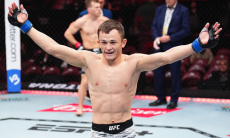 Казахстанский боец UFC отказался от турнира в Абу-Даби после триумфа