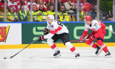 Швейцария — Дания: прямая трансляция матча в полуфинале ЧМ-2025 по хоккею