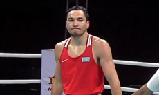 Призёру чемпионата мира и Азии по боксу из Казахстана устроили мастер-класс на топовом турнире