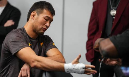 Появилось объяснение загадочного поведения Шавката Рахмонова