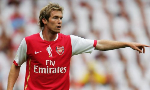 Бывший игрок «Барселоны» и «Арсенала» признался, за кем следит в казахстанском футболе