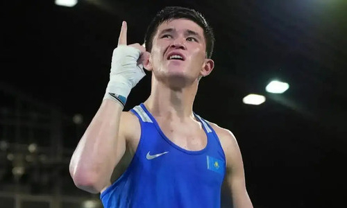 Первый бой Торехана Сабырхана в Бангкоке закончился разгромом. Видео