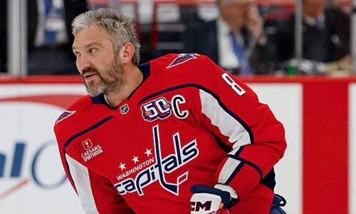 Александр Овечкин вернулся из США в Россию