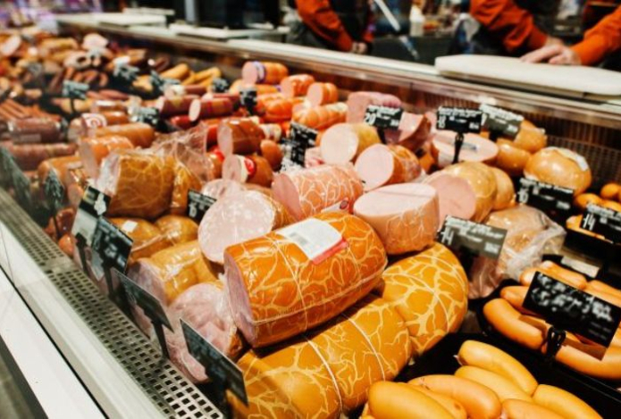 Отрава в магазине. Названа опасная колбаса, которую нельзя покупать