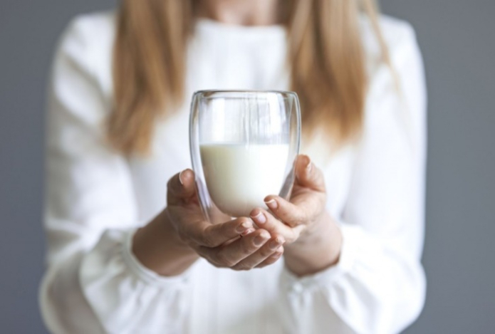 Действительно ли пить кефир полезнее перед сном