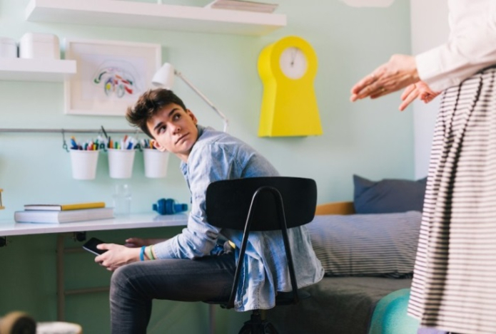 Три шага, которые помогут родителям вытащить своего ребенка из социальных сетей