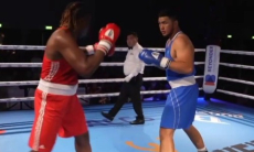 Битва супертяжей с двумя нокдаунами решила судьбу «золота» Казахстана на топовом турнире по боксу