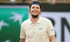 «Хочу с ним фото». Пятикратный чемпион мира восхитился лучшим теннисистом Казахстана