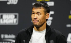 Казахстанский боец рассказал о совете Шавката Рахмонова перед поединком со звездой из России