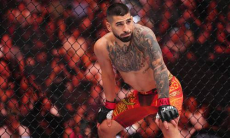 Топурия отказался от боя с казахом в UFC