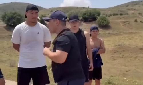 Бахыт Сарсекбаев испытывает сборную Казахстана. Видео