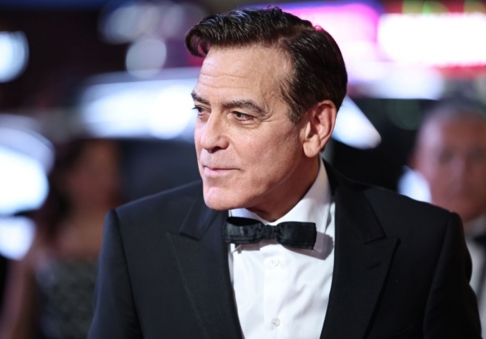 Джордж Клуни остался недоволен своими экспериментами с внешностью. Фото