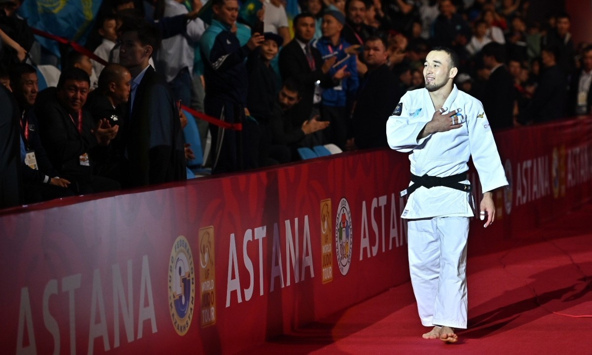Казахстанец мощно стартовал на чемпионате мира по дзюдо