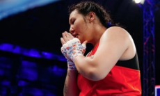 Судьи решили судьбу боя Казахстан — Узбекистан за финал Кубка мира по боксу