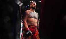 Казах назвал двух бойцов, которые побьют Илию Топурию