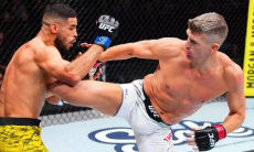 Экс-соперник Рахмонова высказался после скандального поражения в UFC