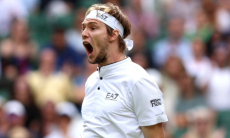 Александр Бублик вышел в полуфинал турнира в Швейцарии