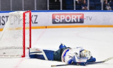 Чемпионат Казахстана по хоккею лишился статуса из-за Узбекистана