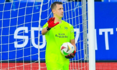 Вратарь сборной Казахстана помог клубу одержать победу в еврокубках