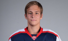 Защитник «Иртыша» подписал контракт с клубом ВХЛ