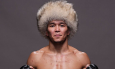 «Многие ожидали». Известный комментатор оценил пятую победу Асу Алмабаева в UFC