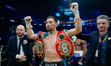 Сыну легендарного боксёра предложили бой с Жанибеком Алимханулы