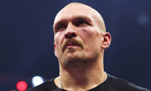 Усика «лишили» поясов в реванше с Дюбуа