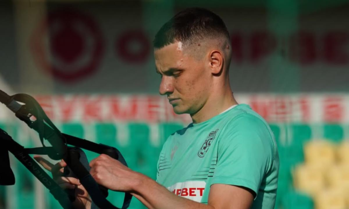 Шұлық киген қыз эротика