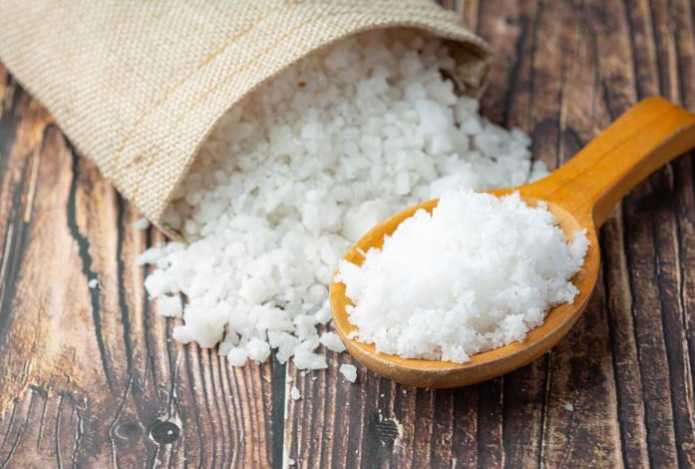 Чем можно заменить соль, рассказала терапевт