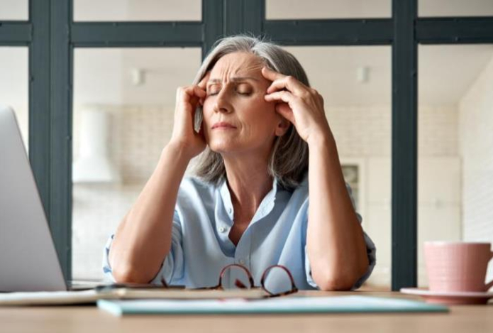 Врач перечислил болезни, которые обостряются в жару