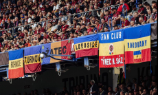 «Казахи ещё в самолёте струсили». Чешские фанаты смеются над «Актобе» и казахстанским футболом