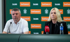 Отставка произошла в «Жальгирисе» после скандала с директором и протеста против тренера из Казахстана