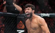 Царукян «нокаутировал» Топурию в первом раунде