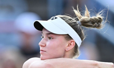 Определились все четвертьфинальные пары топового турнира с участием Елены Рыбакиной