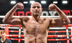 Иван Дычко выступит в карде «Канело» — Кроуфорд. Соперник классический середняк, давший тяжелые бои Энтони Джошуа и Диллиану Уайту